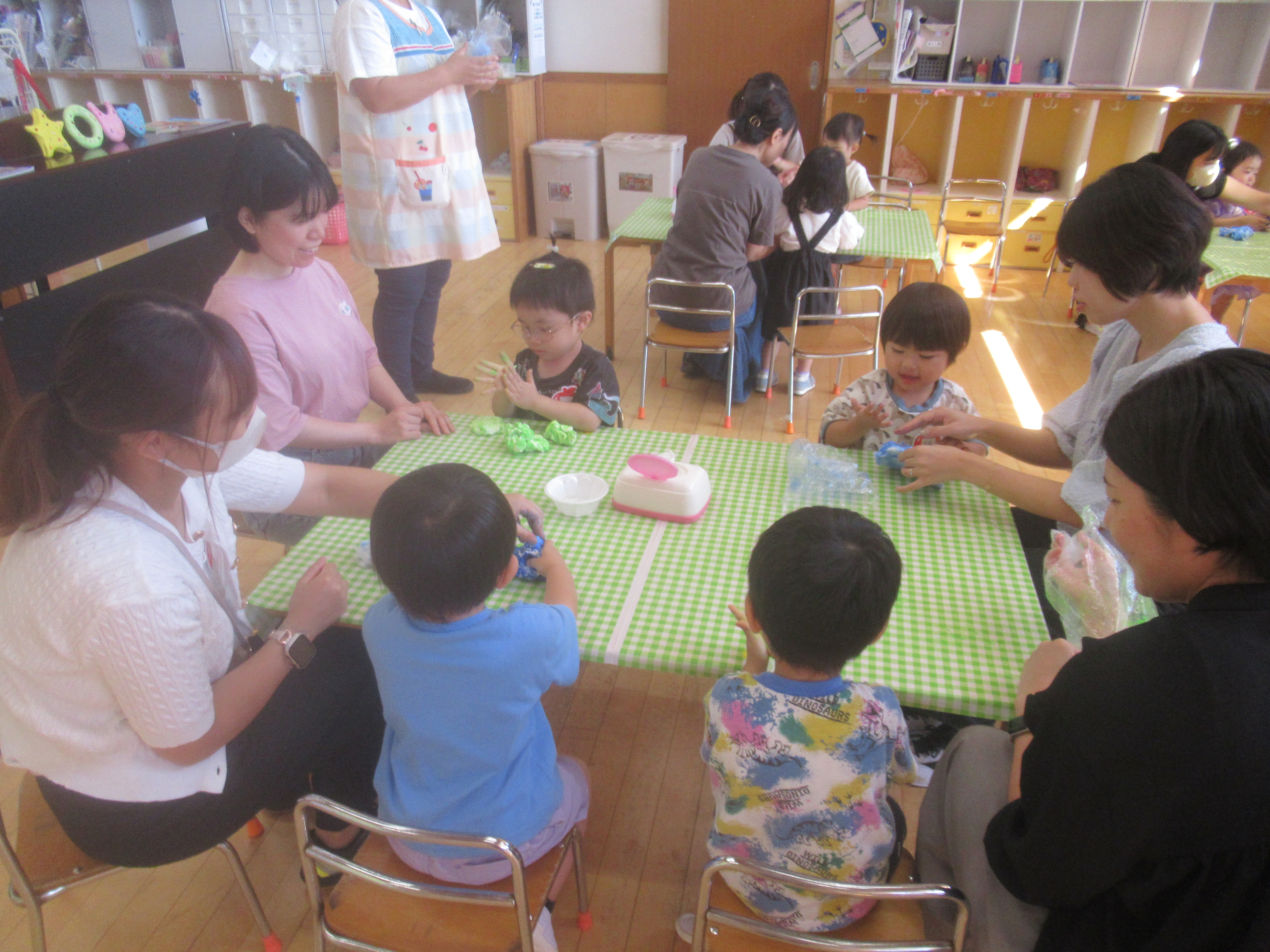 粘土遊び(未就学児) 粘土遊び(未就学児)